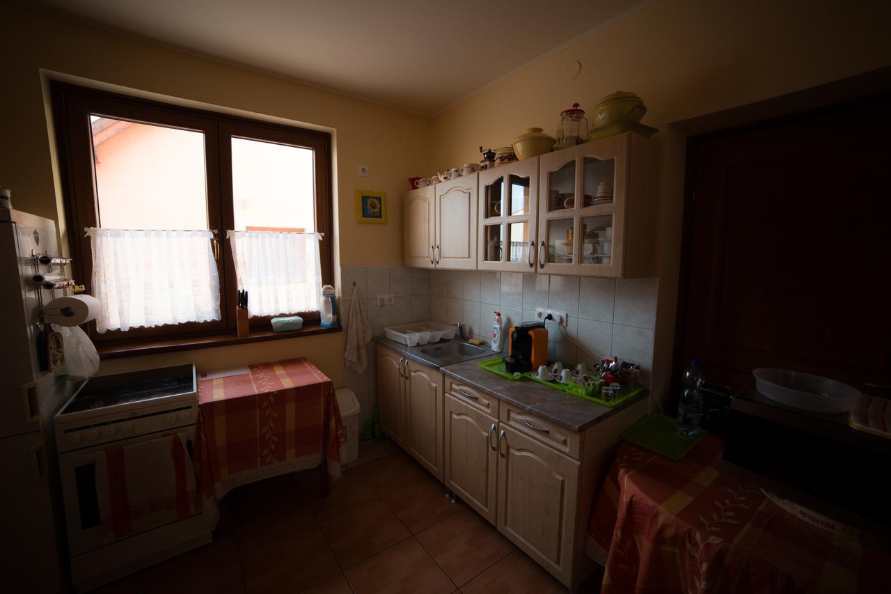 Bibic Vendeghazak Hotell Nagybajom Exteriör bild