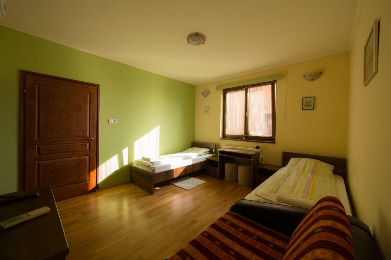 Bibic Vendeghazak Hotell Nagybajom Exteriör bild