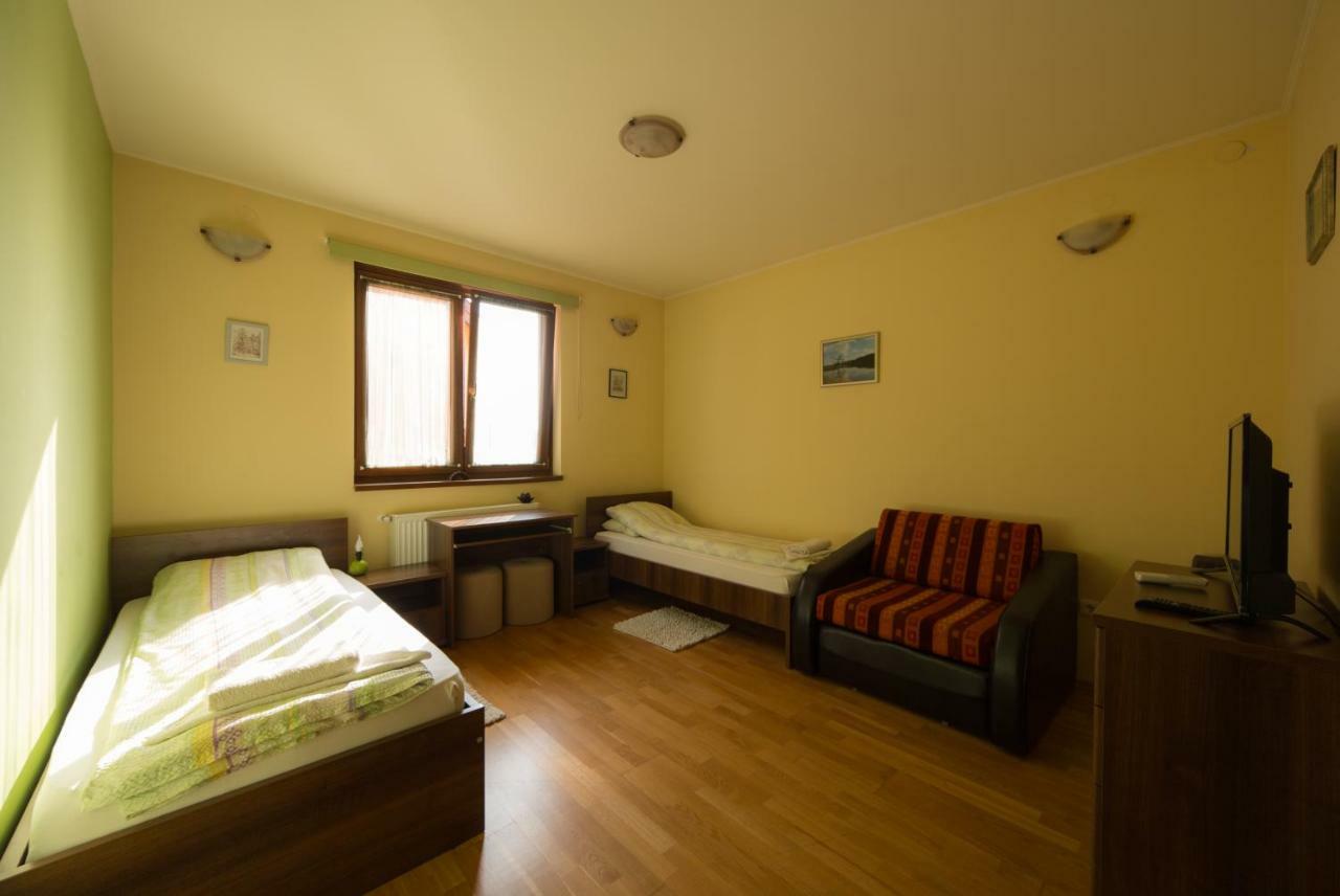 Bibic Vendeghazak Hotell Nagybajom Exteriör bild